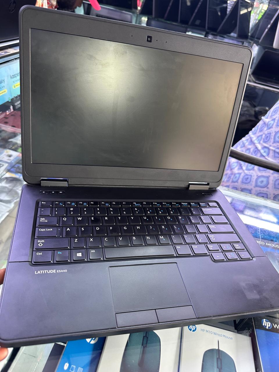 GRADE A REFUBLISHED LAPTOP DELL LATITUDE E5440 INTEL COI5 4TH GENERATION 8 GBRAM 256SSD 14 INCH DISPLAY WITH 6 MONTH OF WARANT