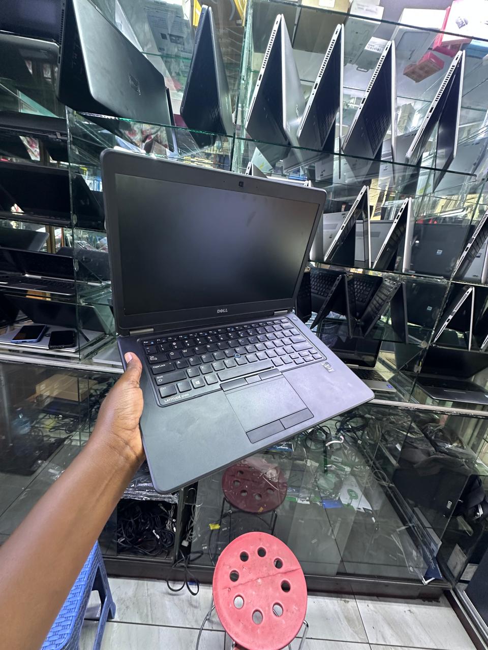 GRADE A REFUBLISHED LAPTOP DELL LATITUDE E5440 INTEL COI5 4TH GENERATION 8 GBRAM 256SSD 14 INCH DISPLAY WITH 6 MONTH OF WARANT