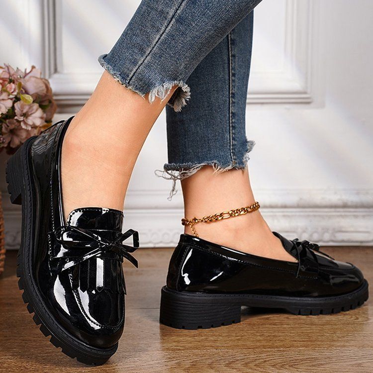 Fashion Women's Patent Leather Artificial Leather Shoes Ladies Soft Sole Anti-skid Flats Shoes Students Breathable Shoes Girls Loafers Comfortable Bean Shoes
