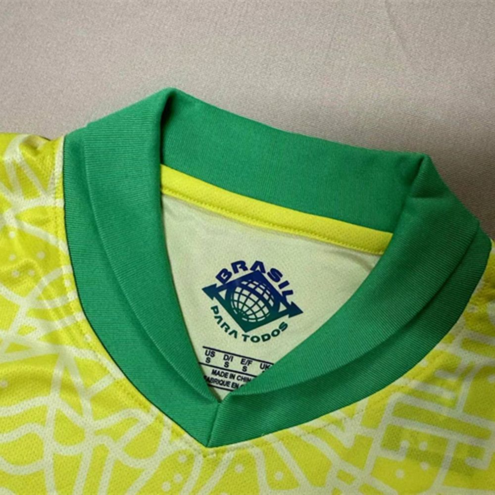 24-25 season Brazil home football jersey set, adult and children's size 10 and 20 Thai version fan kit