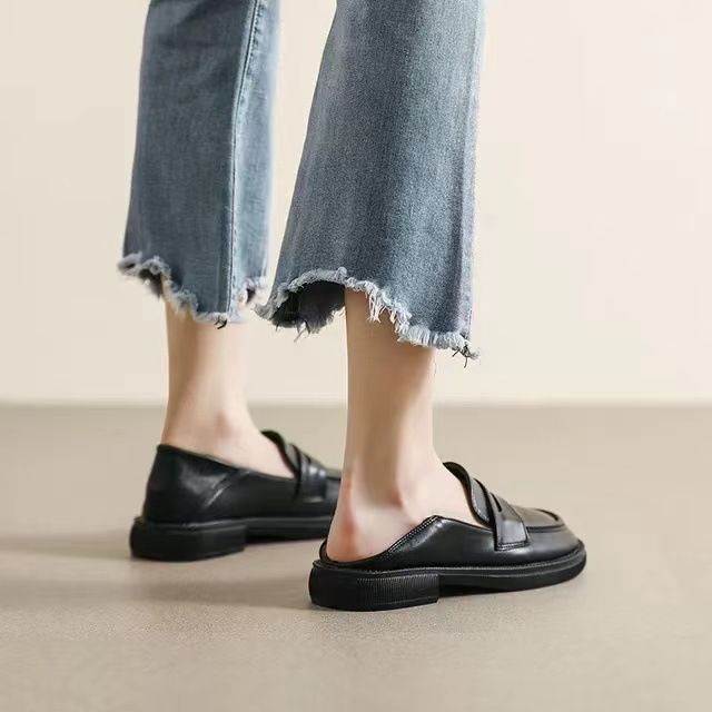 New ultra-suede women's shoes with soft soles, comfortable to wear, versatile and stylish flats, luxurious and high-end feel, loafers for women, one-piece style