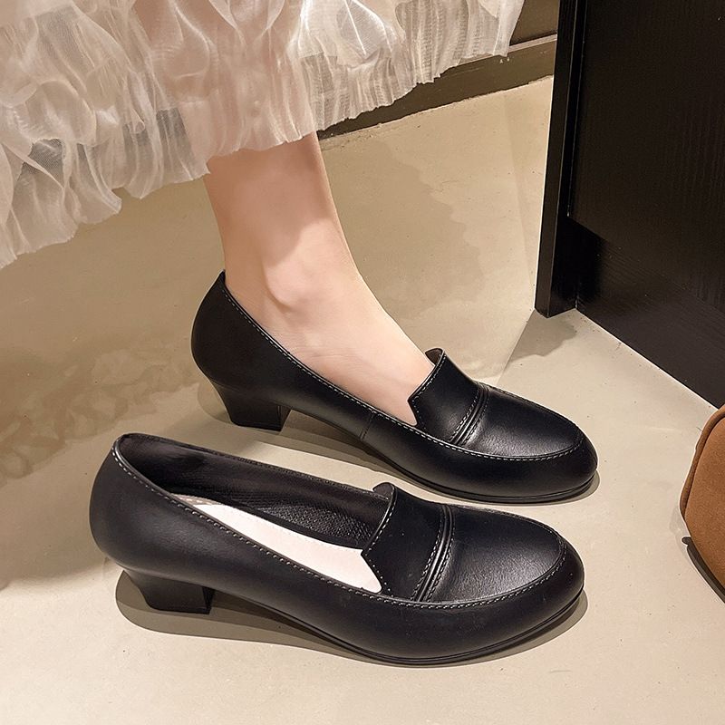 Solid-color trendy pointed-toe flats for women, trendy black high-heeled shoes with thick heels, suitable for office wear.