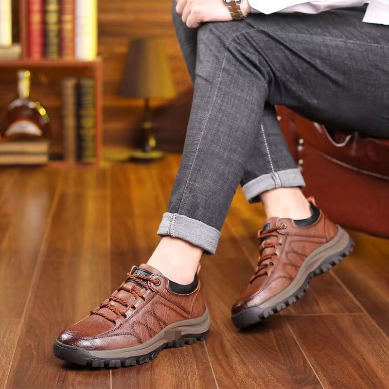 Fashion Breathable Leather Men's Shoes 2025 New Mountain Hiking Casual Sports Shoes Stylish Lacing British Style Trendy Men's Shoes