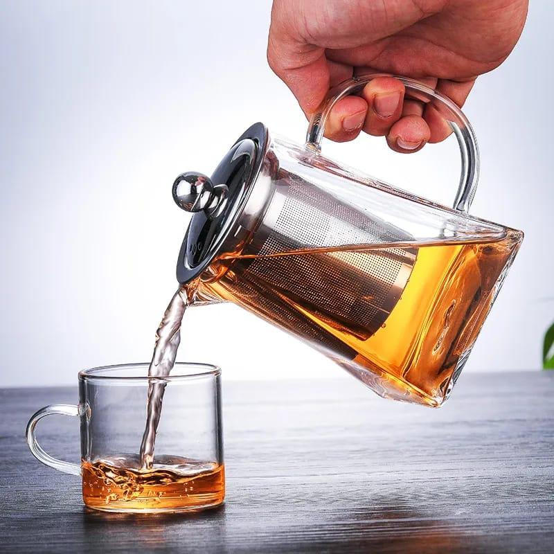 950ml Borosilicate Glass Teapot with Infuser – Nordic Style Heat-Resistant Kettle for Loose Leaf Tea Brewing – Elegant Transparent Design for Safe and Healthy Tea Preparation