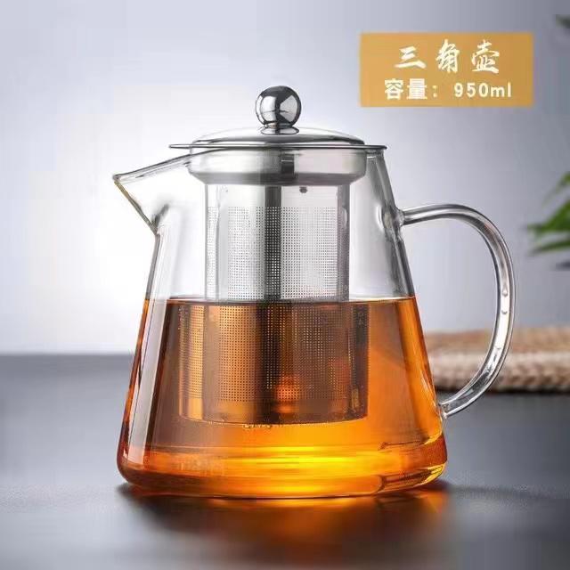 950ml Borosilicate Glass Teapot with Infuser – Nordic Style Heat-Resistant Kettle for Loose Leaf Tea Brewing – Elegant Transparent Design for Safe and Healthy Tea Preparation