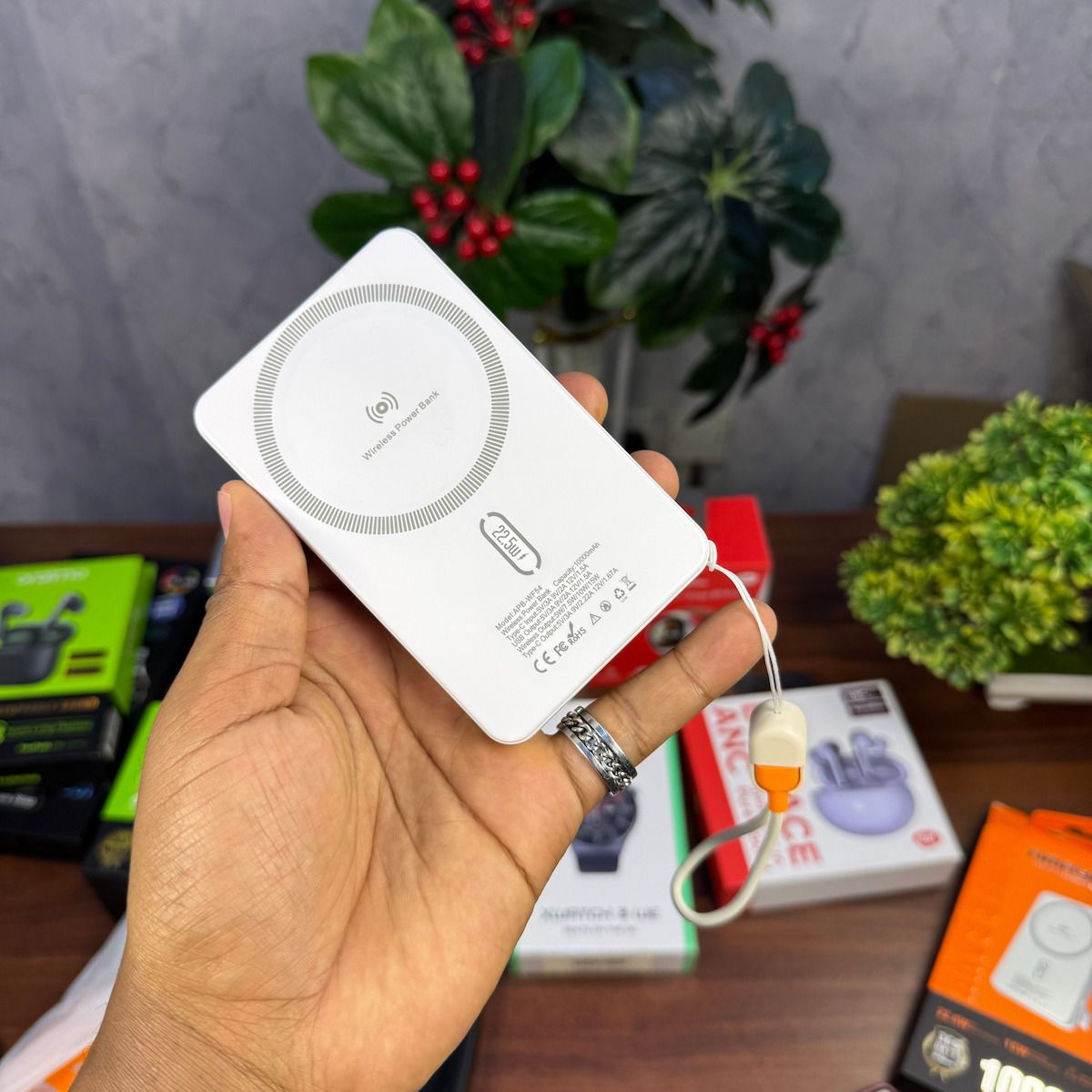 AMAYA  APB-WF54 MAGNETIC POWER BANK, 10,000mAh WIRELESS PORTABLE CHARGER, FAST CHARGING BATTERY PACK WITH USB-C , MAGSAFE FOR, IPHONE AND SUMSUNG S SERIES.