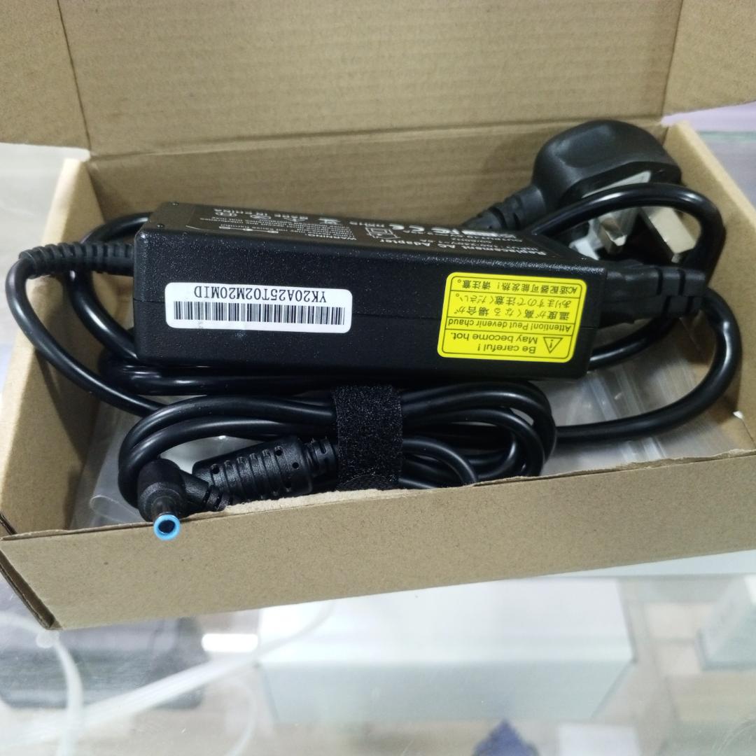 HP laptop Blue pin charger Complete (with power flower cable) for variety HP laptops