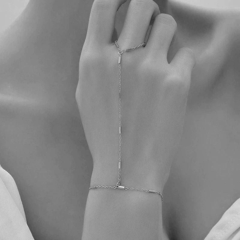 Gold Hand Chain Bracelet for Women Trendy, Dainty 14k Gold Ring Bracelet Hand Chain Finger Ring Slave Cuff Bracelet Cubic Alloy Gold Bracelets Jewelry Accessories for Women