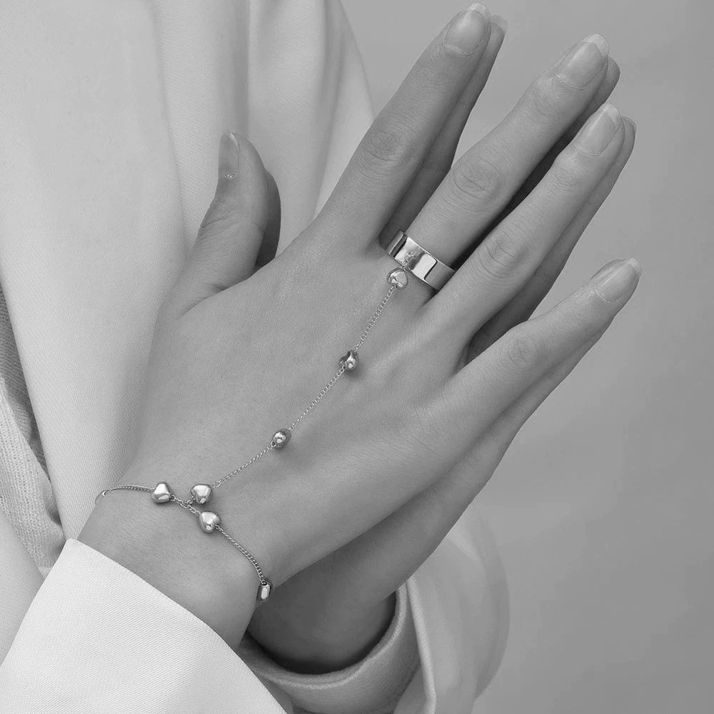 Gold Hand Chain Bracelet for Women Trendy, Dainty 14k Gold Ring Bracelet Hand Chain Finger Ring Slave Cuff Bracelet Cubic Alloy Gold Bracelets Jewelry Accessories for Women