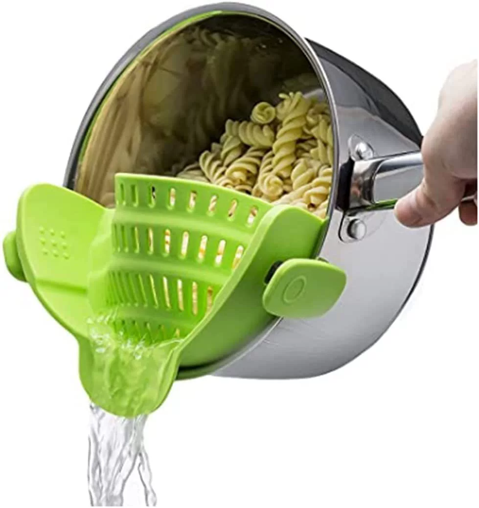 Clip On Strainer Silicone for All Pots and Pans, Pasta Strainer Clip on Food Strainer for Meat Vegetables Fruit Silicone Kitchen Colander (Gray)