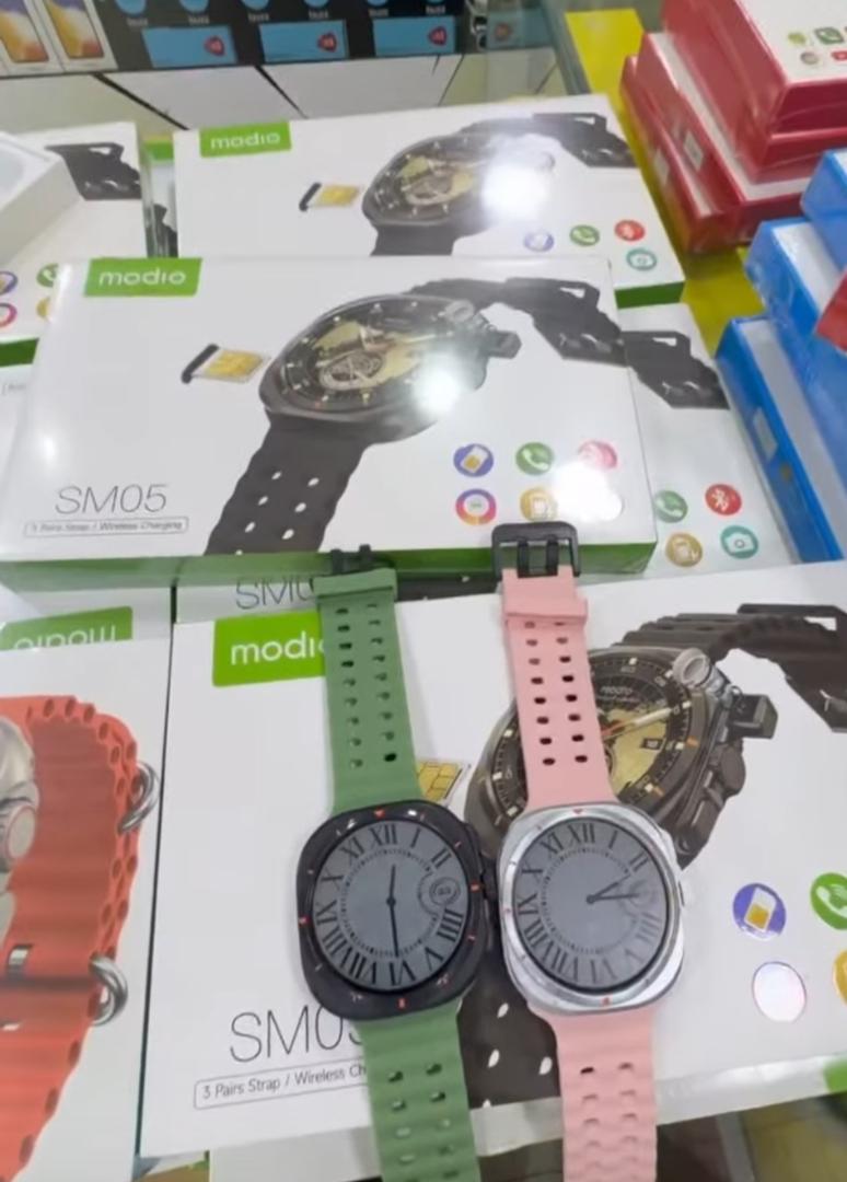 Modio SM 05 4G Smartwatch