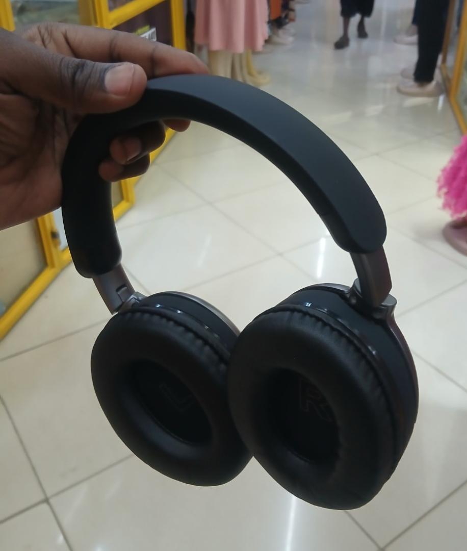 Bose Quietcomfort Ultra Wireless Headsets