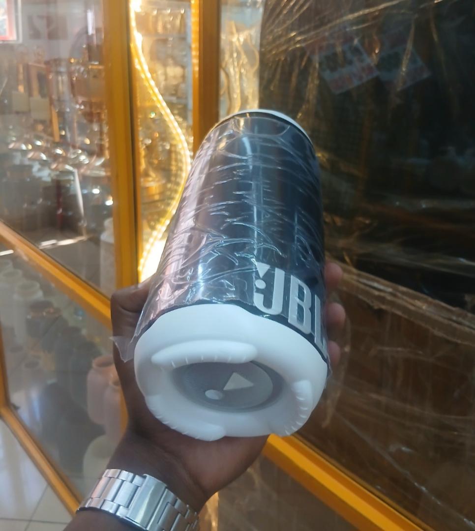 JBL Pulse 5 360 Degrees Led Lights Portable BT Speaker