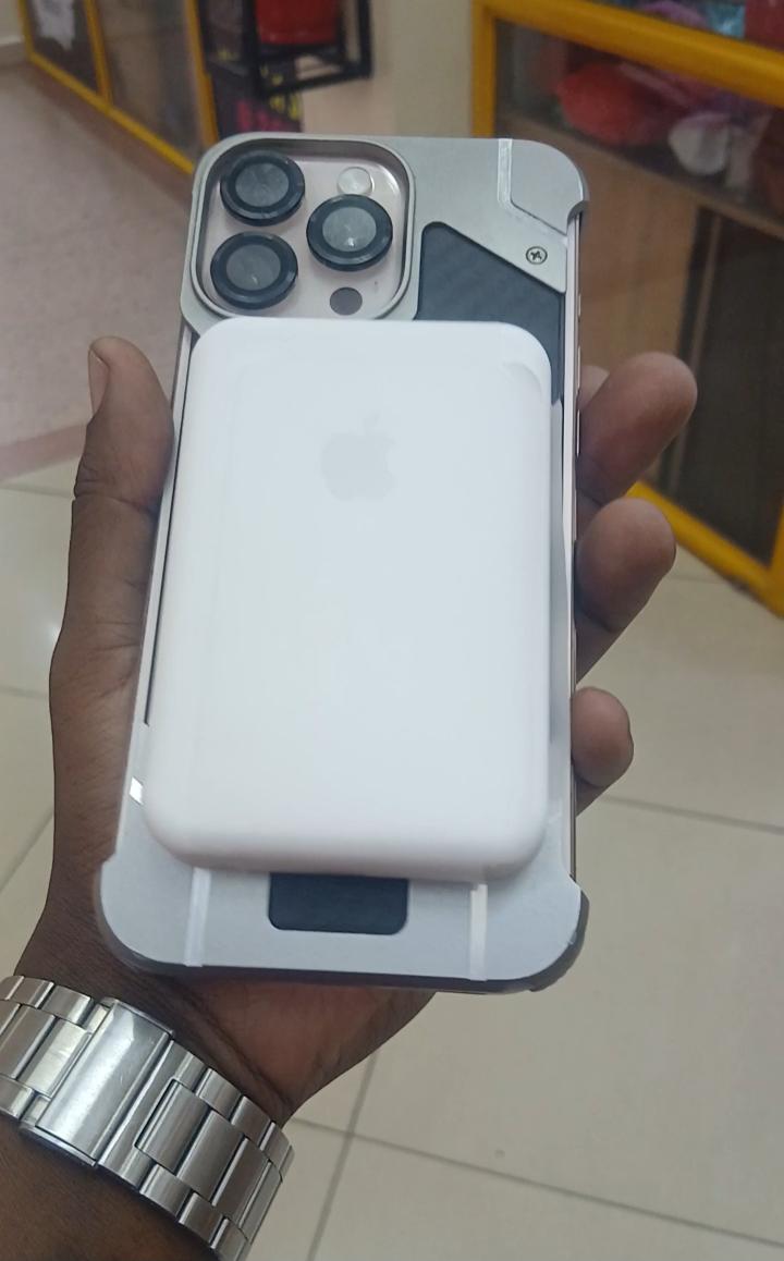 IPhone Battery Pack MagSafe 5000mAh Wireless Powerbank