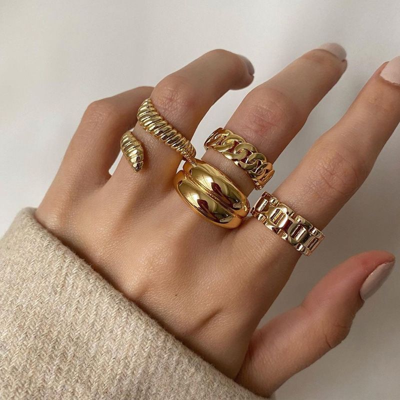 Vintage Metal Crystal Rings Set for Women Gold Color Rhinestone Star Square Zircon Snake Ring Girls Punk Opened Jewelry Gift
