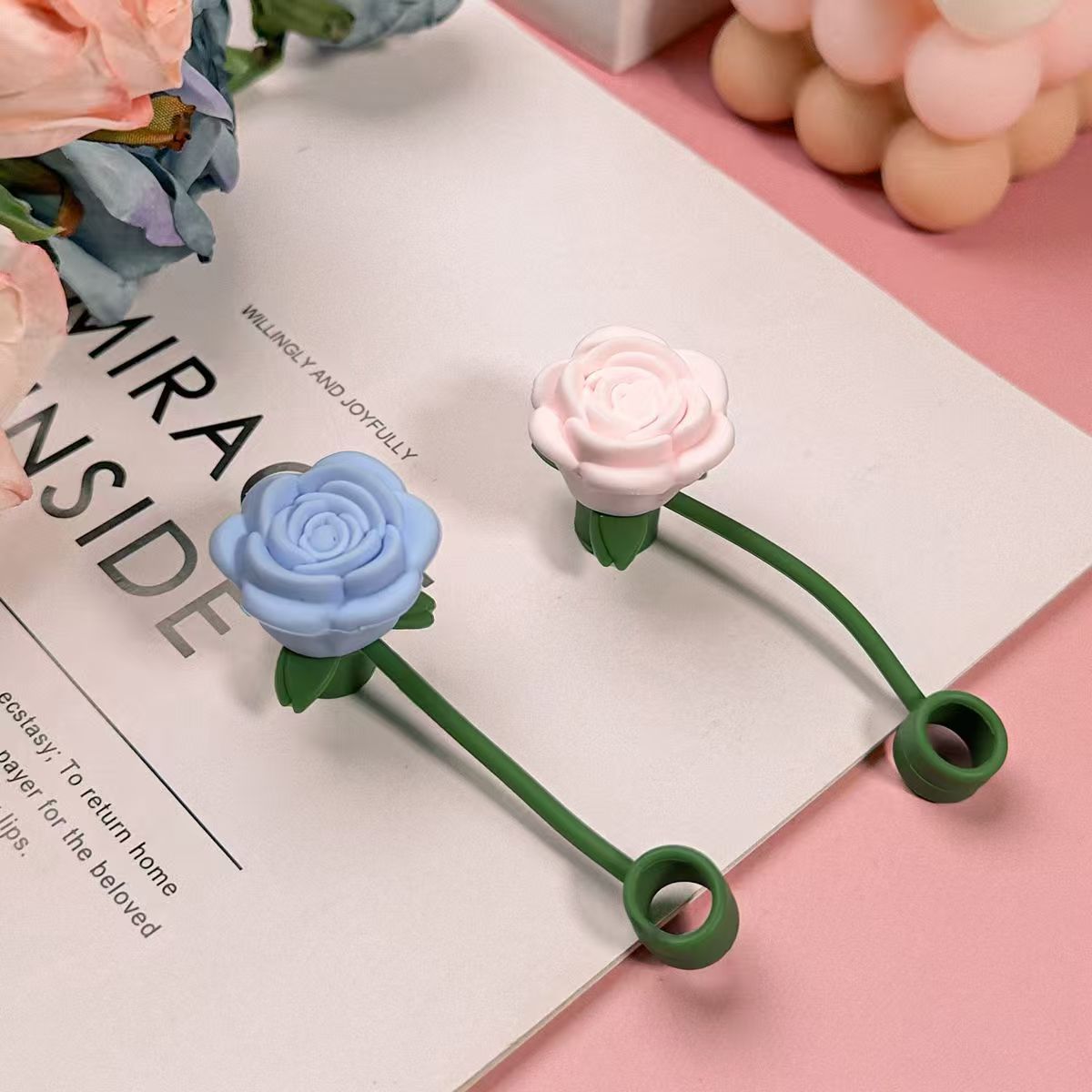 Cute Rose Straw Covers Caps Accessories For Stanley Tumbler Cup 40oz Kawaii Silicone Flower Thermos Straw Topper For 10mm Straws