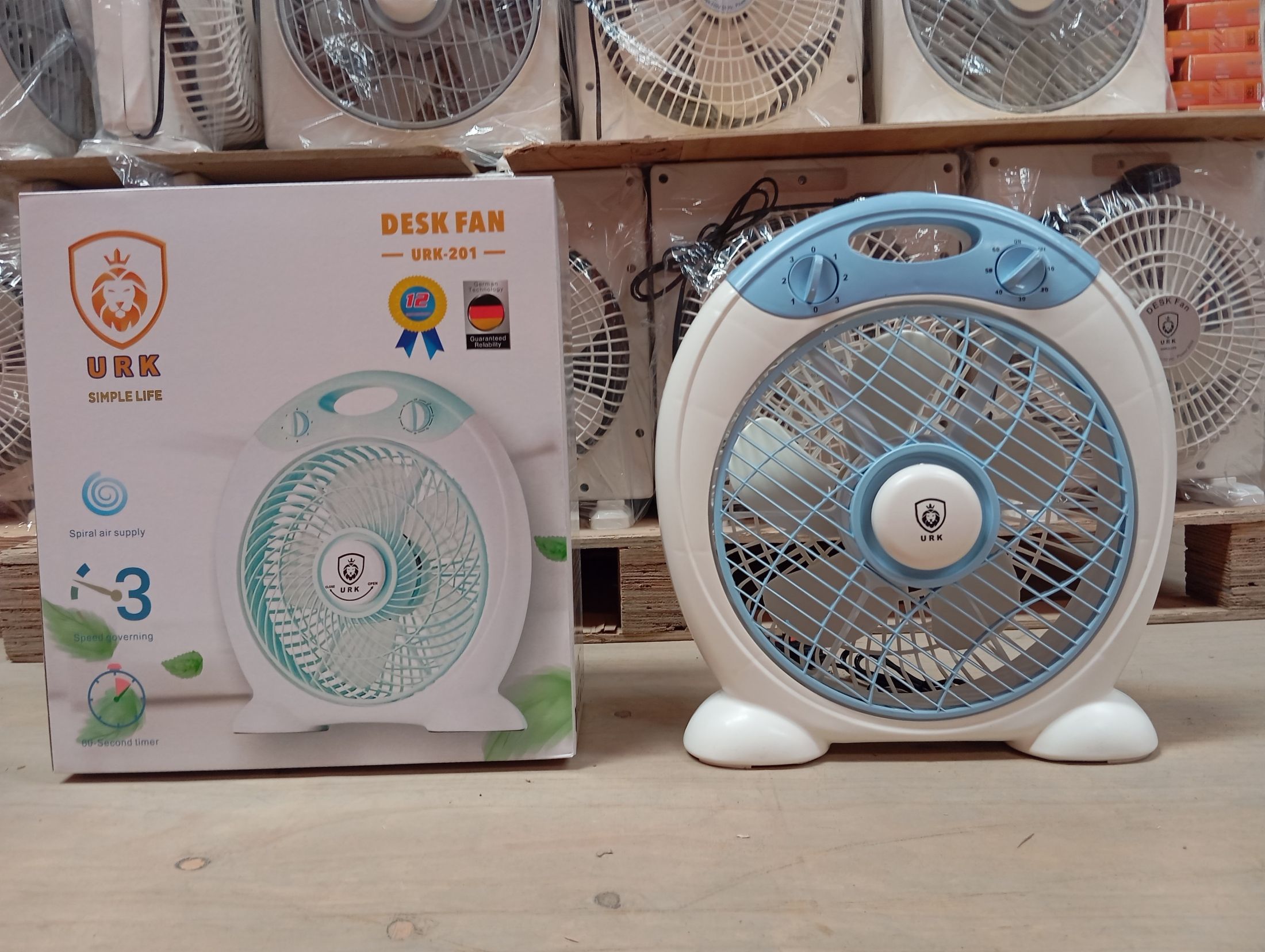 NEW URK-201 DESK & Table fan  With 3 Speeds