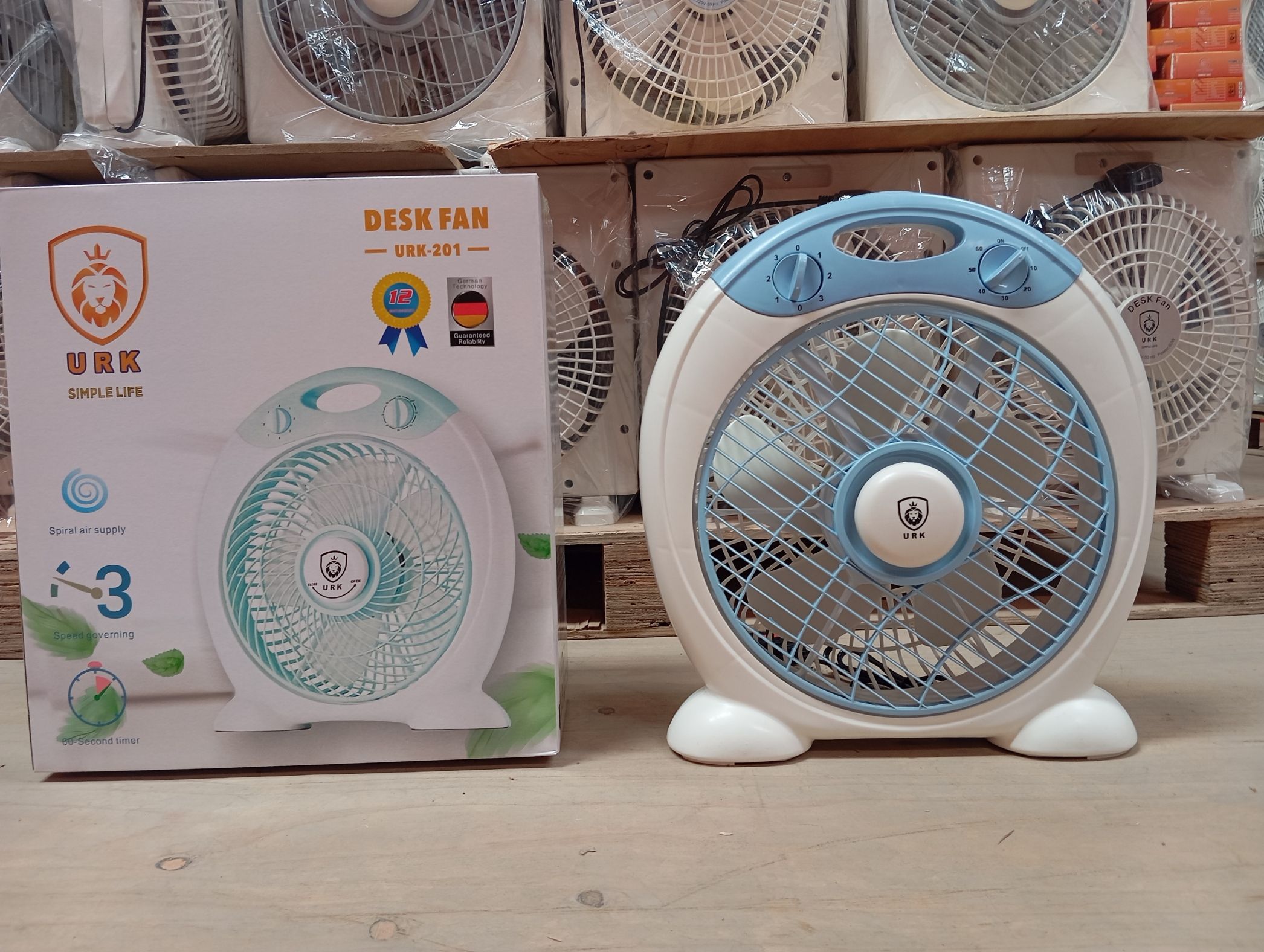 NEW URK-201 DESK & Table fan  With 3 Speeds