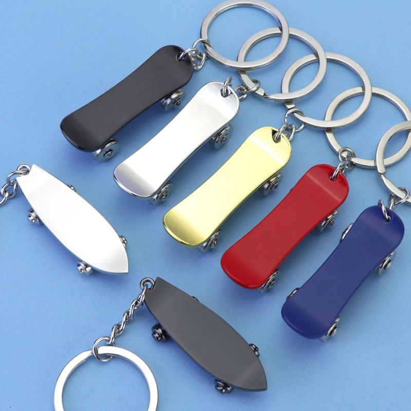 Mini Metal Scooter Keychain,Creative Skateboard Style Key Ring,Bag Charm Gift for Skateboard Scooter Lovers Pendant.Suitable for car keys or briefcase keychains