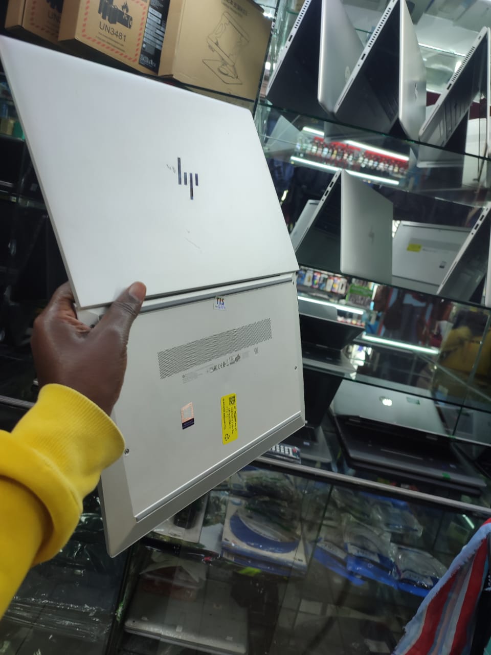 GRADE A EX UK HP ELITEBOOK 840 G7 INTEL COI5 10TH GENERATION  8GB RAM 256SSD 13'DISPLAY 6MONTH WARANT