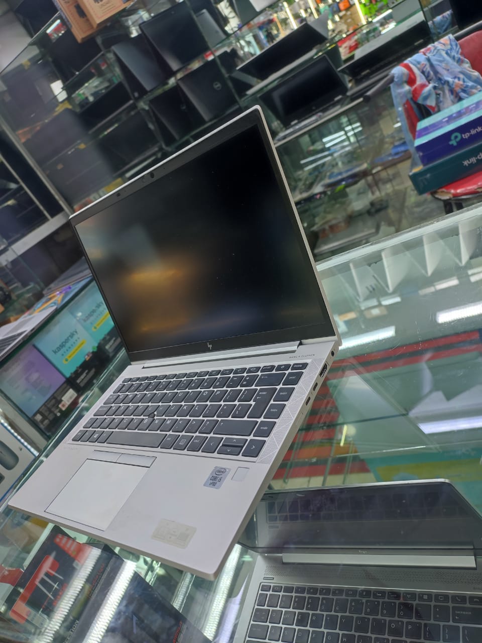 GRADE A EX UK HP ELITEBOOK 840 G7 INTEL COI5 10TH GENERATION  8GB RAM 256SSD 13'DISPLAY 6MONTH WARANT