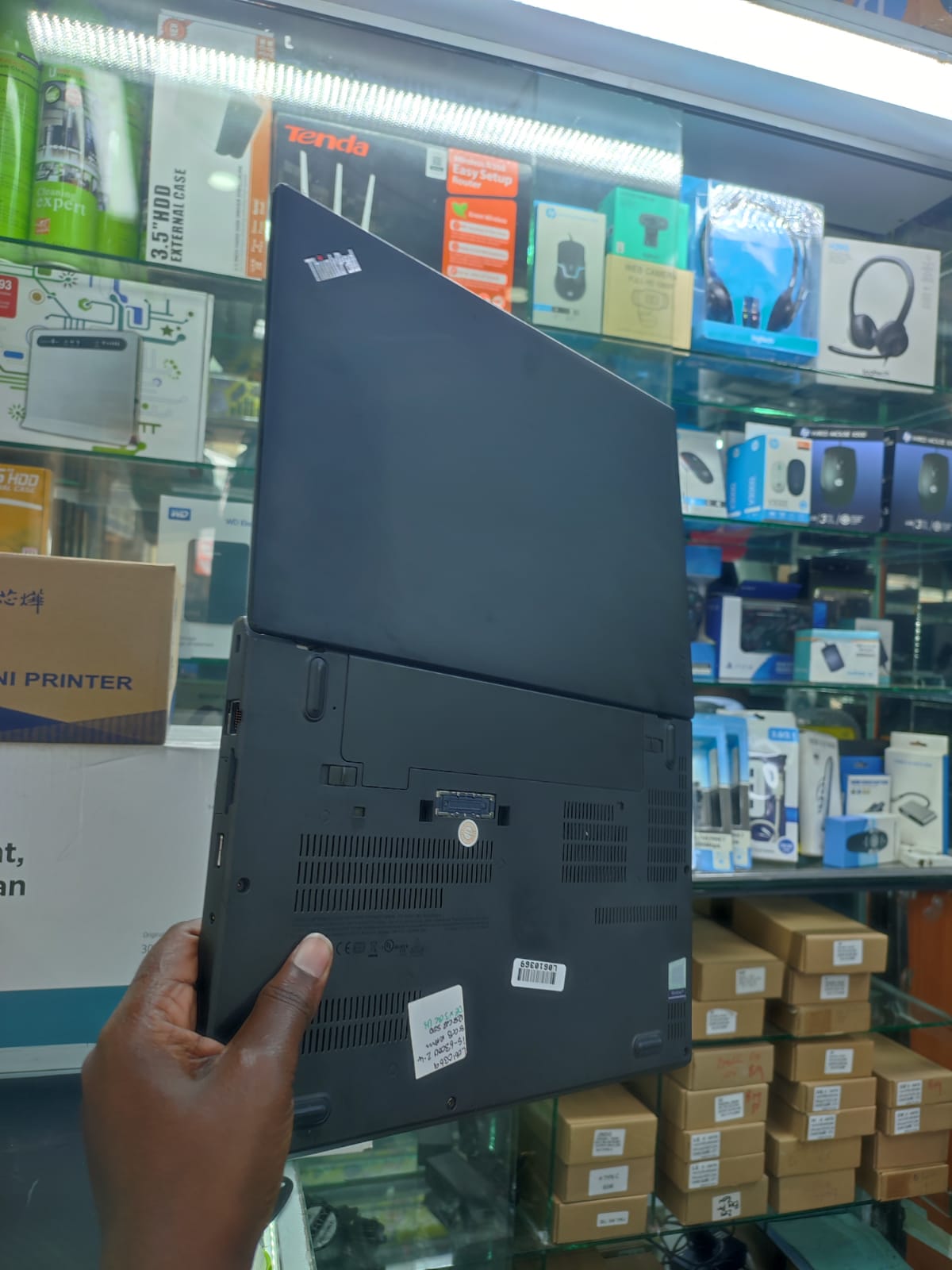 GRADE A EX UK  LENOVO THINKPAD X260 INTEL COI5 8GB RAM 256SSD 7TH GENERATION 12''DISPLAY 6 MONTH OF WARANT SPEED OF 2.6GHZ
