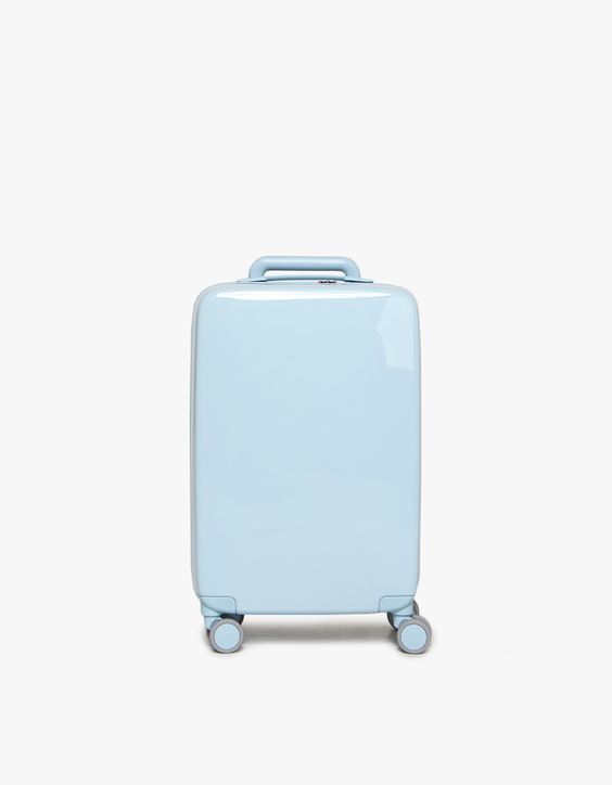 SUITCASE - RUBBER UNBREAKABLE LARGE BLUE 23KG  Luxurious High Quality Travel bag. Made of durable Polypropylene material. Lightweight and easy to transport.