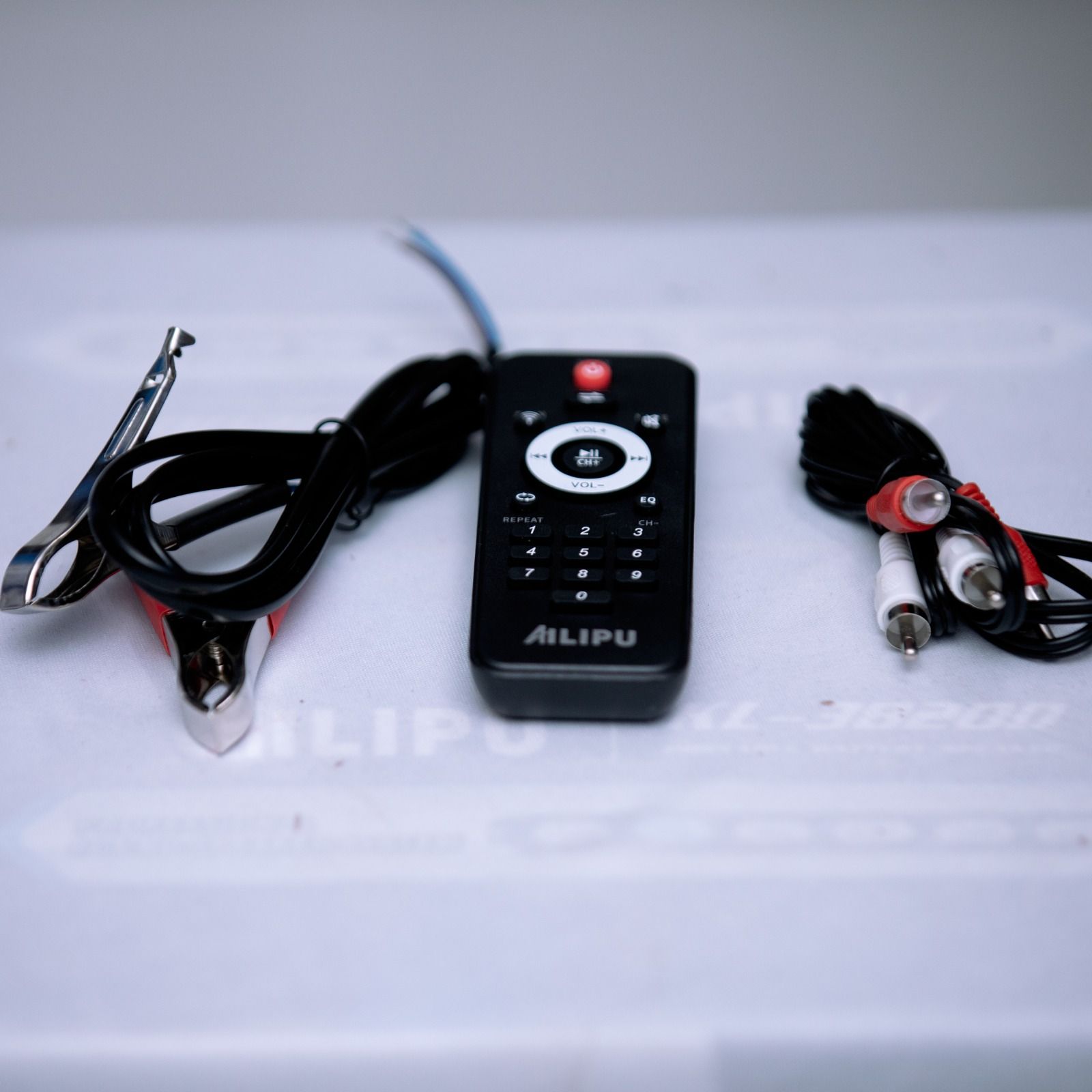 AILIPU KL-3510D PORTABLE BLUETOOTH SPEAKER, RECHARGEABLE SPEAKER, BASS SPEAKER, PARTY SPEAKER, OUTDOOR SPEAKER, WIRELESS SPEAKER BOX, FM RADIO SPEAKER,