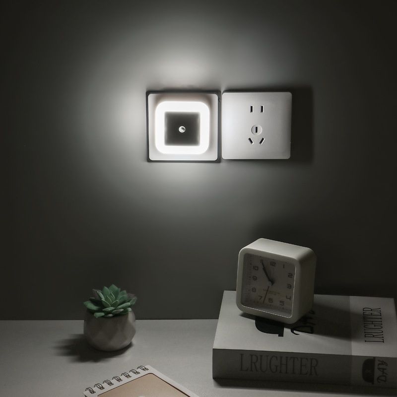 Smart Night Light - Night Lights Plug into Wall, Dusk to Dawn, Nightlight Auto-On/Off, for Bedroom Bathroom Hallway Kitchen,UK Plug