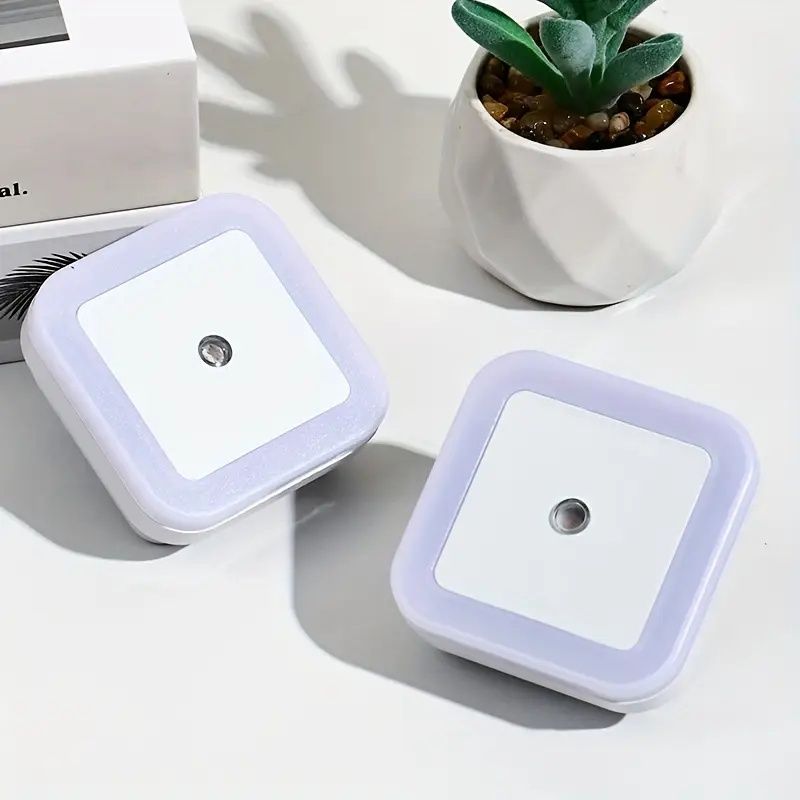 Smart Night Light - Night Lights Plug into Wall, Dusk to Dawn, Nightlight Auto-On/Off, for Bedroom Bathroom Hallway Kitchen,UK Plug