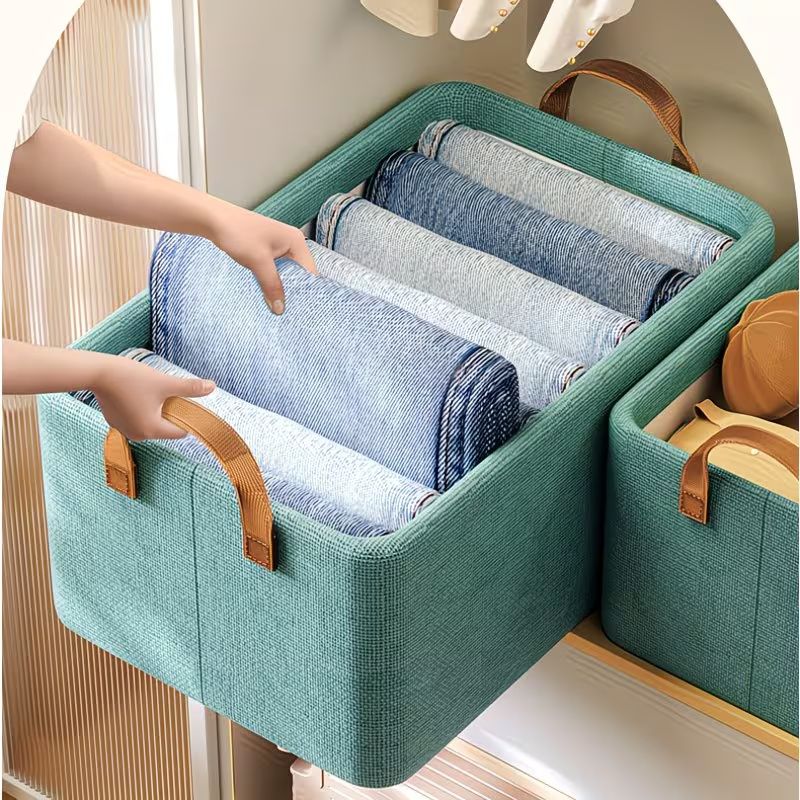 Large Storage Boxes, Foldable and Flat for Space Saving, with Clear Lids and Handles, Storage Bins Suitable for Clothes, Blankets, Bed Sheets, and Toys, Bedroom Wardrobe Organizer Bins,47x28x20cm