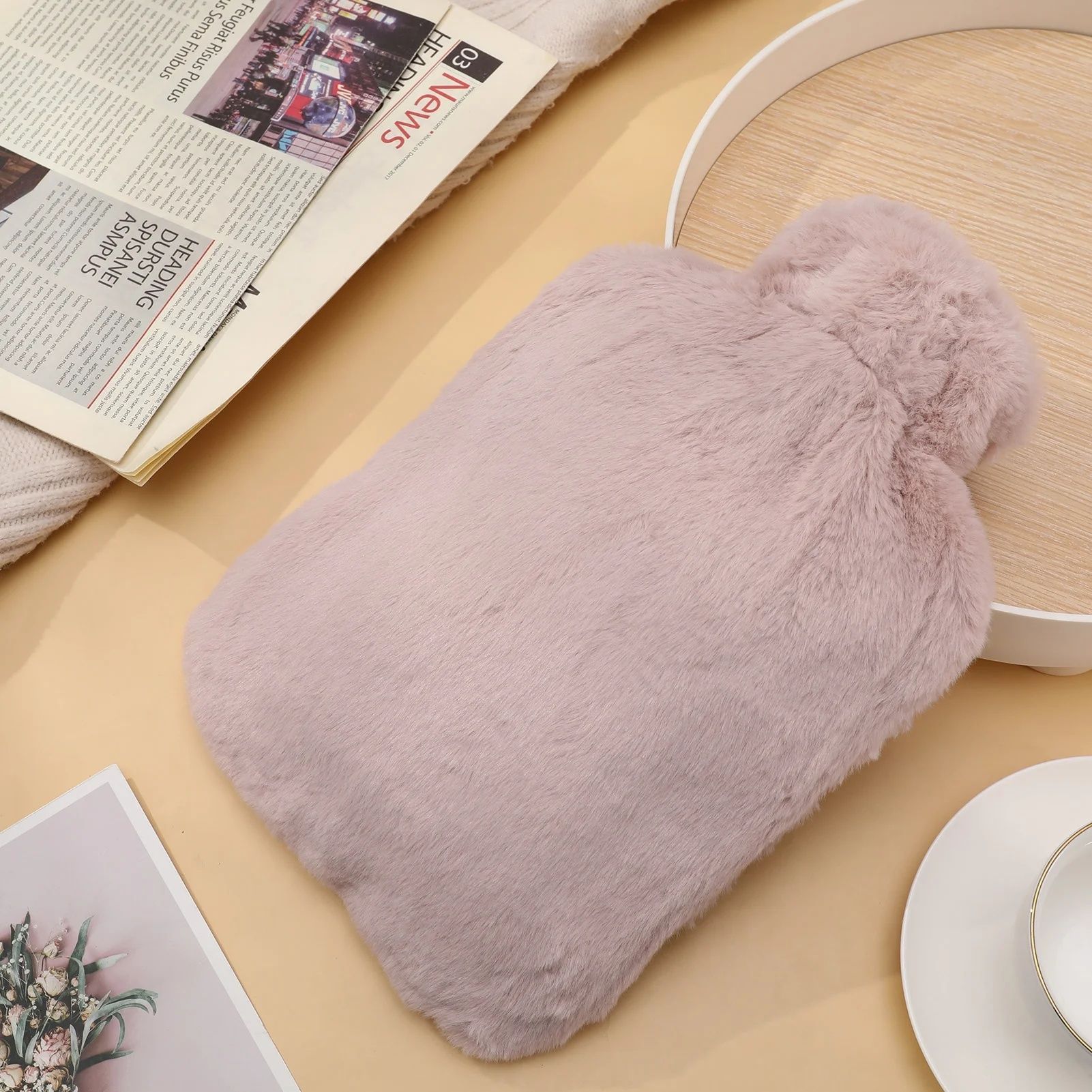 2000ML Hot Water Bottle with Soft Fleece Cover, PVC Hot Water Bag for Pain Relief, Large Capacity, Odorless, BPA Free, Suit Neck Shoulder Pain, Feet Warmer, Menstrual Cramps(Pink)