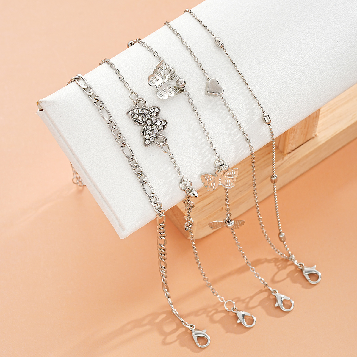 [4-Piece Set] Holiday Beach Butterfly Multi-Layer Anklet Creative Round Bead Peach Heart Chain Anklet