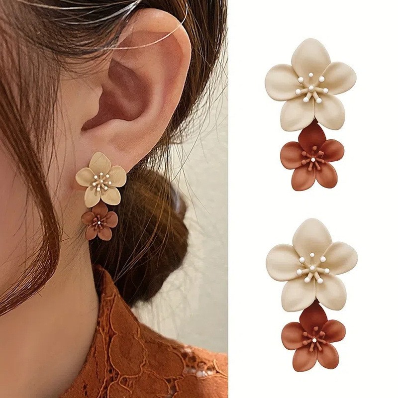 Autumn And Winter Women'S Earrings Temperament High-End Earrings Stud Earrings Autumn And Winter Flower Earrings