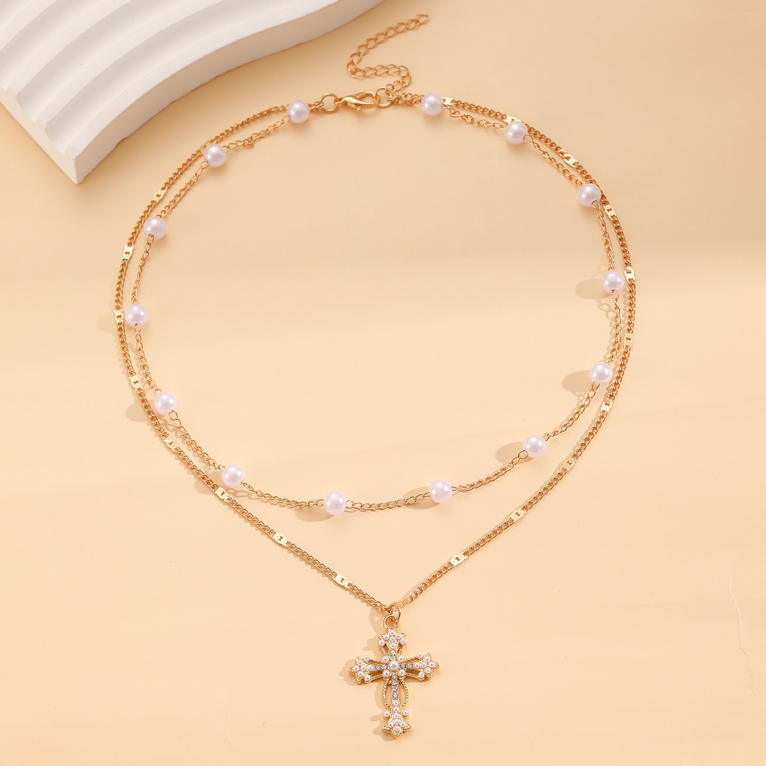 New Pearl Multi-Layer Fashion Collarbone Chain Choker Neck Jewelry Women'S Cross Lock