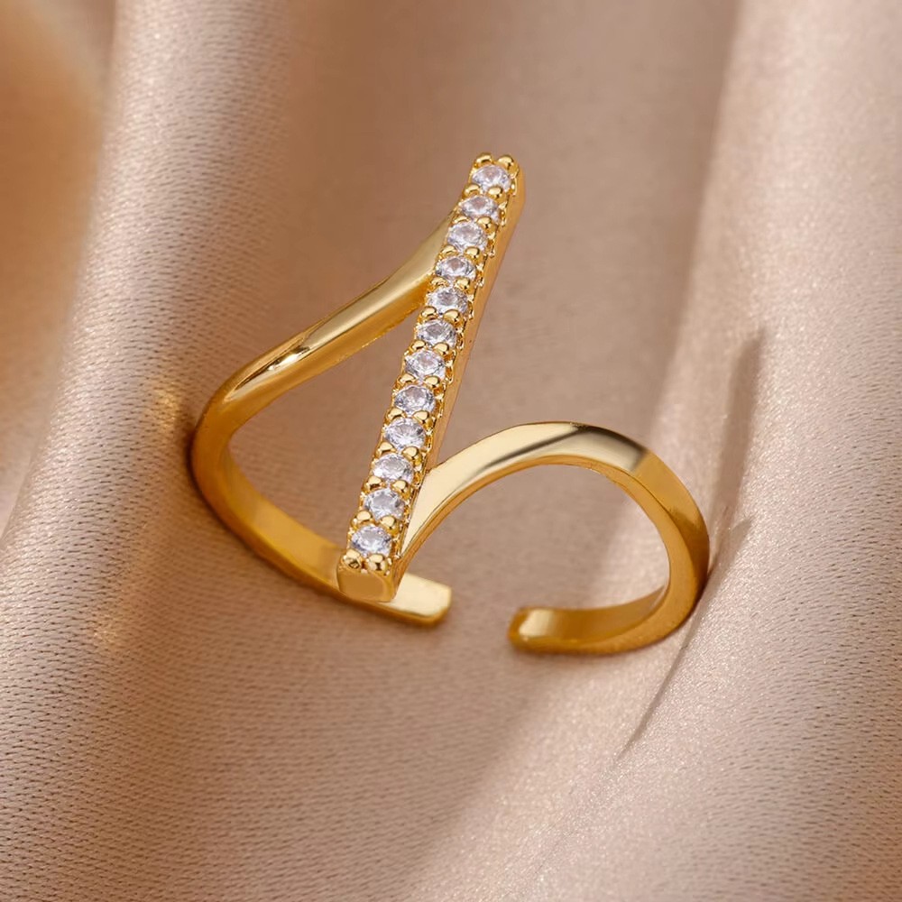 Hot-Selling 18K Gold-Plated Full Diamond Light Luxury Non-Fading Opening Ring Female Zircon Leaf Ring Female High-End Sense