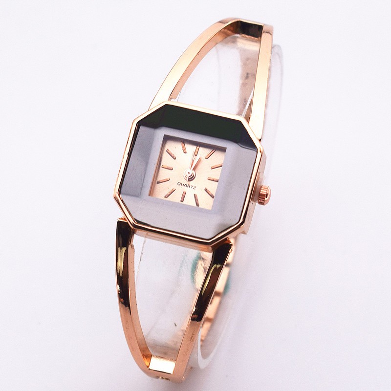 Personalized Watch Women'S Simple Hollow Fashion Trend Temperament Light Luxury Ins High-End Small Square Watch