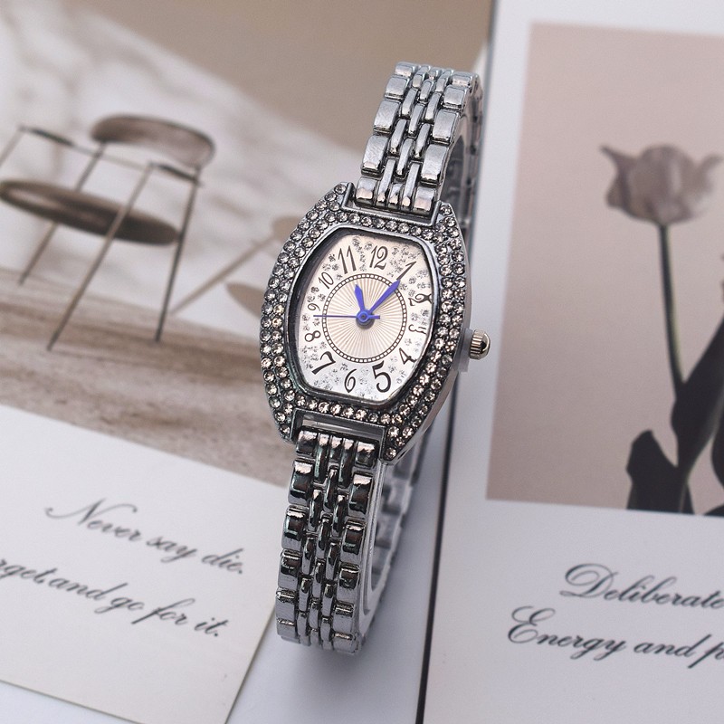 Popular Blue Needle Digital Luxury Full Diamond Cask Bracelet Watch Versatile Ladies Quartz Watch Generation
