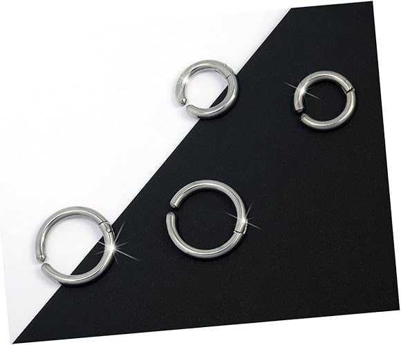 Discover our non-piercing ear clips for men—stylishly designed round earrings that elevate your look for both casual and formal occasions. Embrace versatility and stand out with these must-have pieces