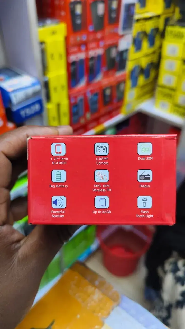 Bontel 3720 Flip Phone,1.77" screen size dual sim phone with MP3,MP4, FM Radio, Flash Torch ,big battery and hd camera feature phone