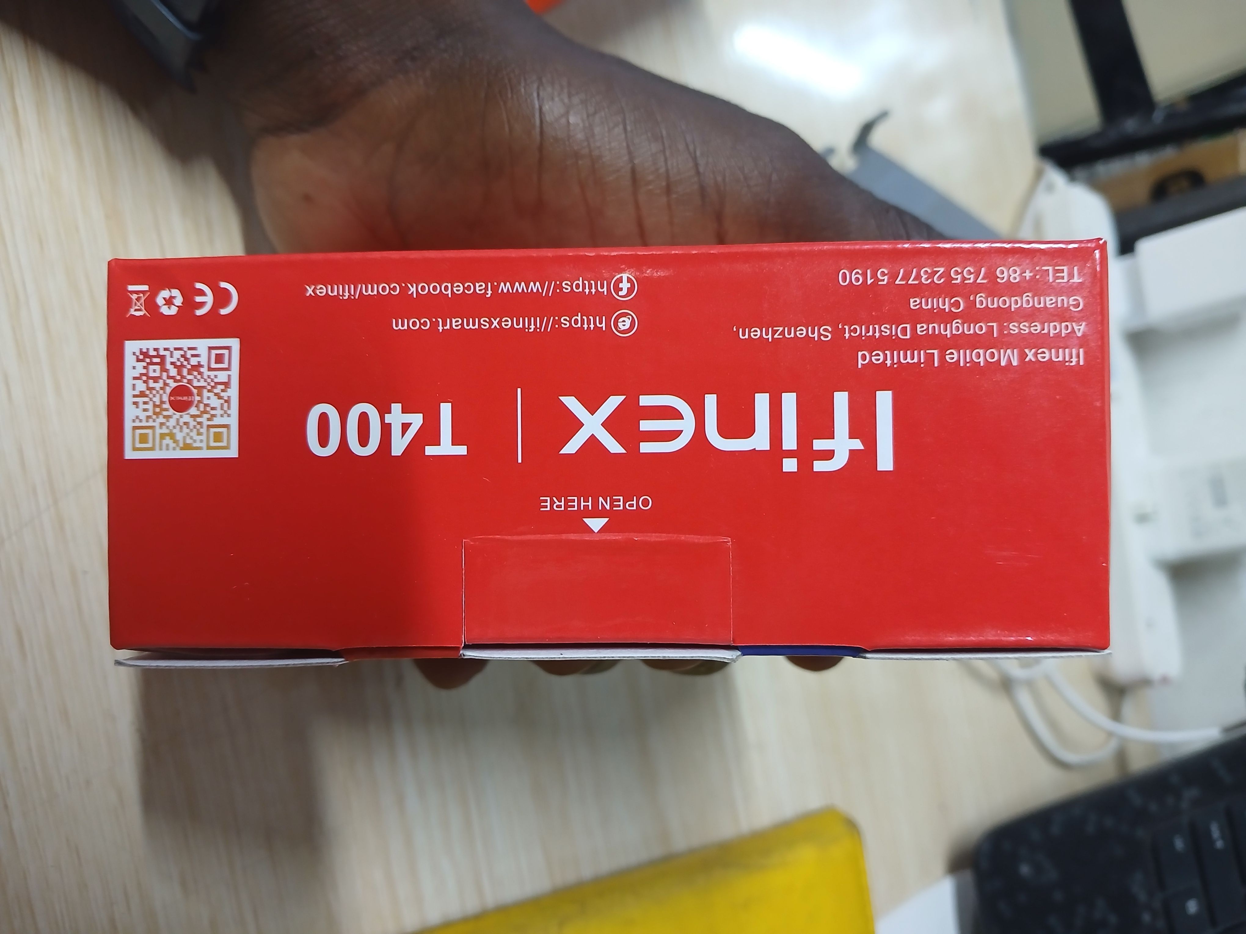 Ifinex T400 TRIPLE SIM CARD FEATURE PHONE WITH Bluetooth /Wireless FM/SD Slot kabambe/katululu/mulika mwizi/button feature phone