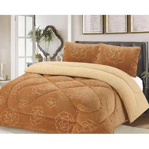 Shiny Woolen Single Duvet – 6x6 ft BEIGE Enjoy cozy nights and elegant comfort with this premium Shiny Woolen Single Duvet, sized 6 feet by 6 feet. With a soft woolen feel and a subtle grey shine,