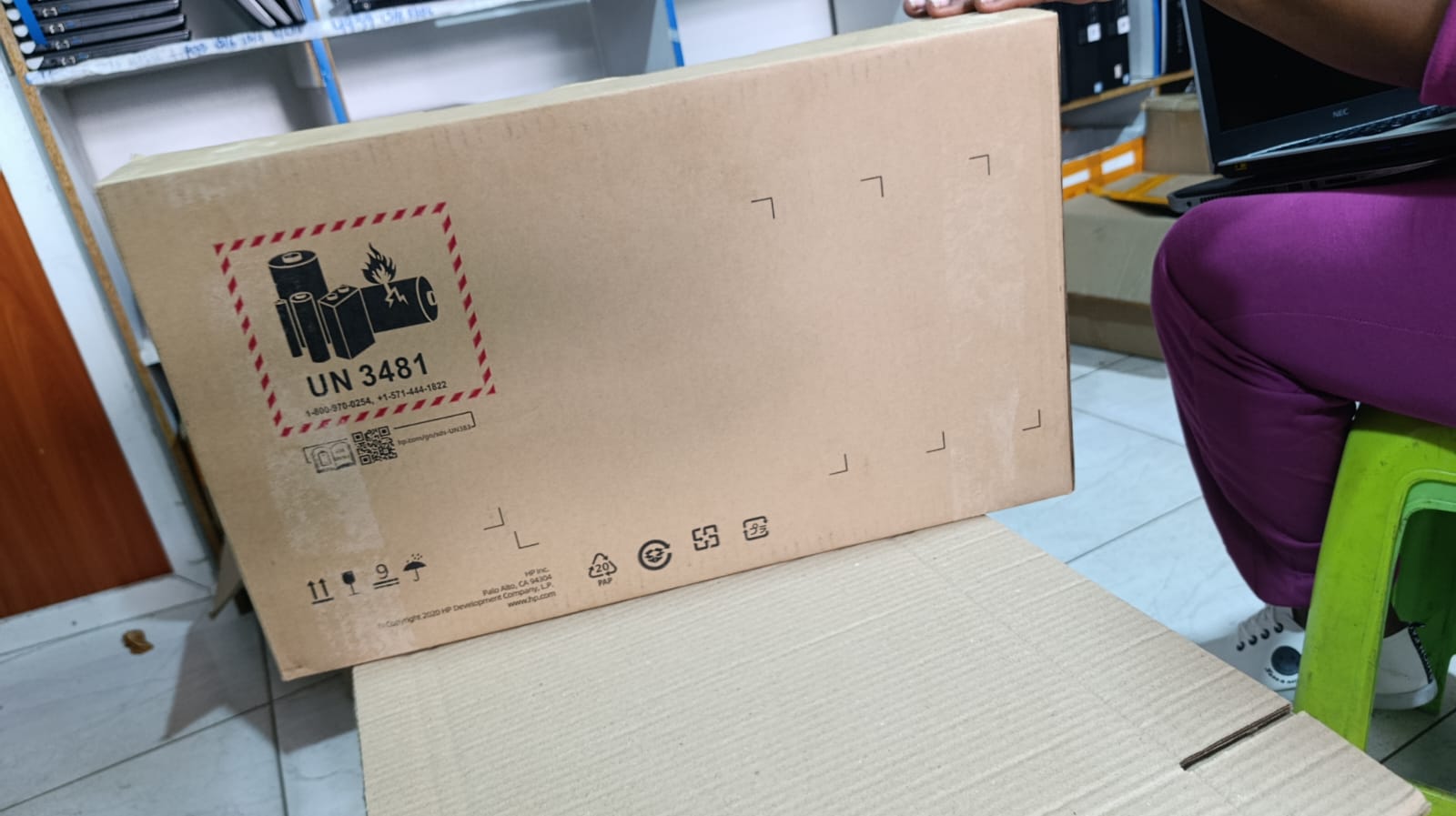 BOXED  HP 15s -fq5340TU Intel Core i3 8GB 256GB SSD 15.6" FHD Windows 11 Home Fingerprint Reader HD Camera Dual Speakers Bluetooth 4.2 Wireless card Natural Silver one year Warranty Laptop