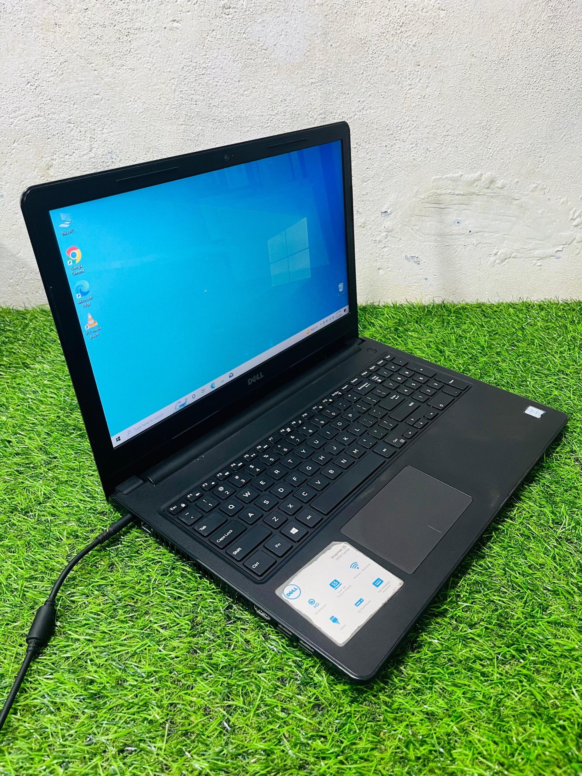 LOW BUDGET DELL INSPIRON  15-3000 INTEL CORE I3 4GB RAM MEMORY 1TB HDD REFURBISHED WITH ACTIVATED WINDOWS AND OFFICE 15INCHES