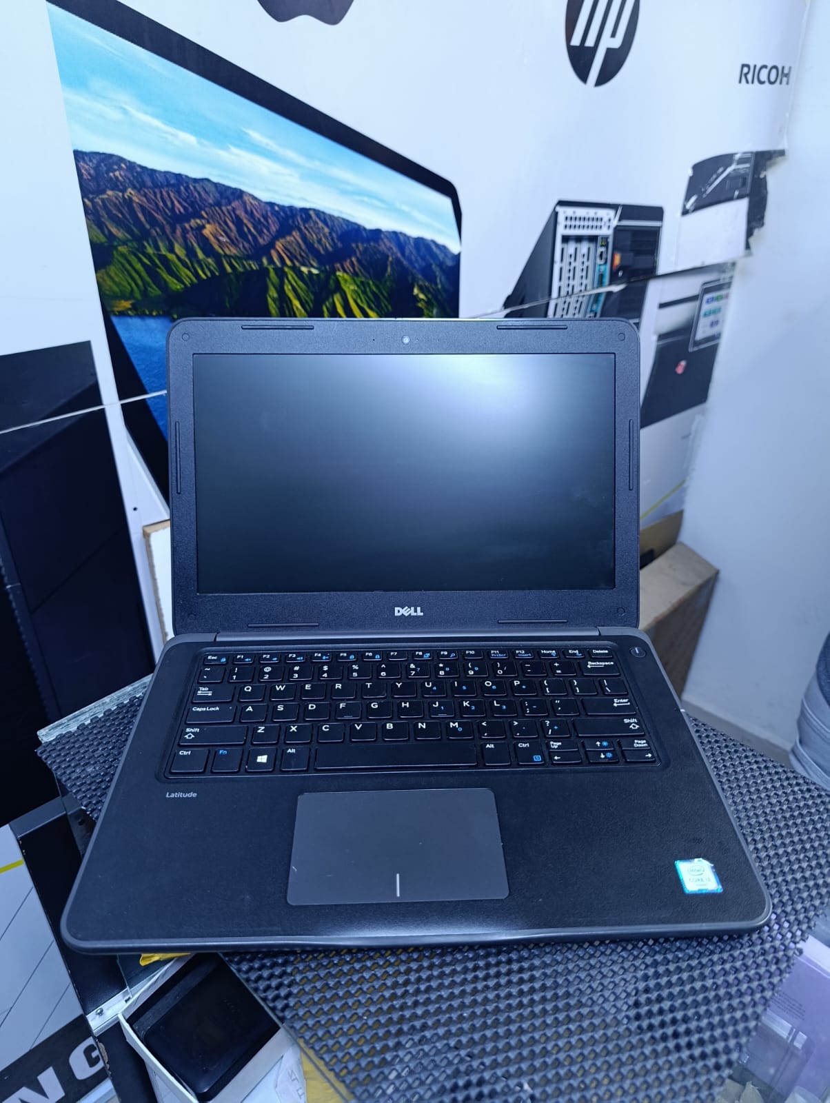 GRADE A LAPTOP DELL LATITUDE 3380 INTEL CORE I3 -6TH GENERATION WITH 4GB RAM MEMORY 128GB SSD WITH ACTIVATED WINDOWS 10/11 AND OFFICE 2021 GREY COLOR