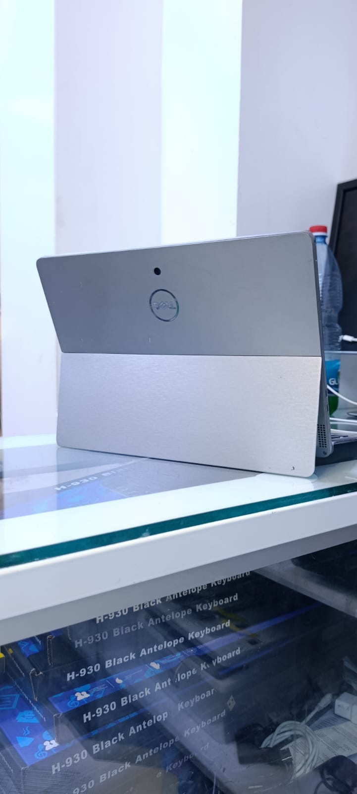 Dell Latitude 7200 Multi-Touch 2-in-1 Business Laptop, 12.3'' FHD (1920x1080), Intel Core i5-8th Gen 1.6GHz, 8GB RAM 256GB SSD, Wi-Fi, Webcam, Windows 11 Pro (Renewed) with FREE SLEEVE BAG