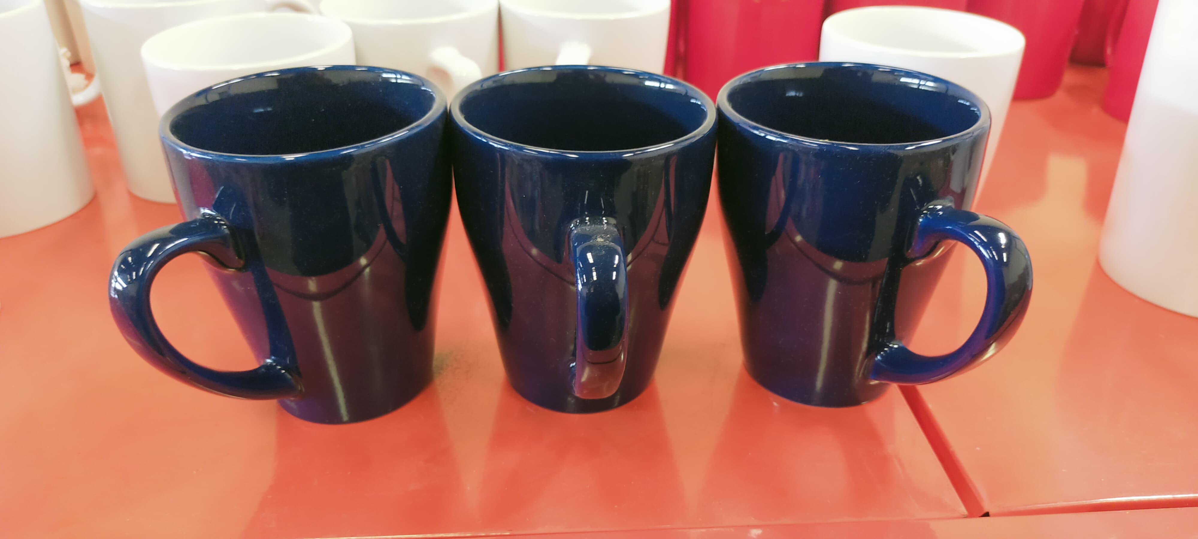 6 Pcs Classic Ceramic Cups/mugs.Blue💙Elevate your sipping experience with this elegant ceramic mug featuring a V shaped design. Perfect for coffee, tea, or hot chocolate,