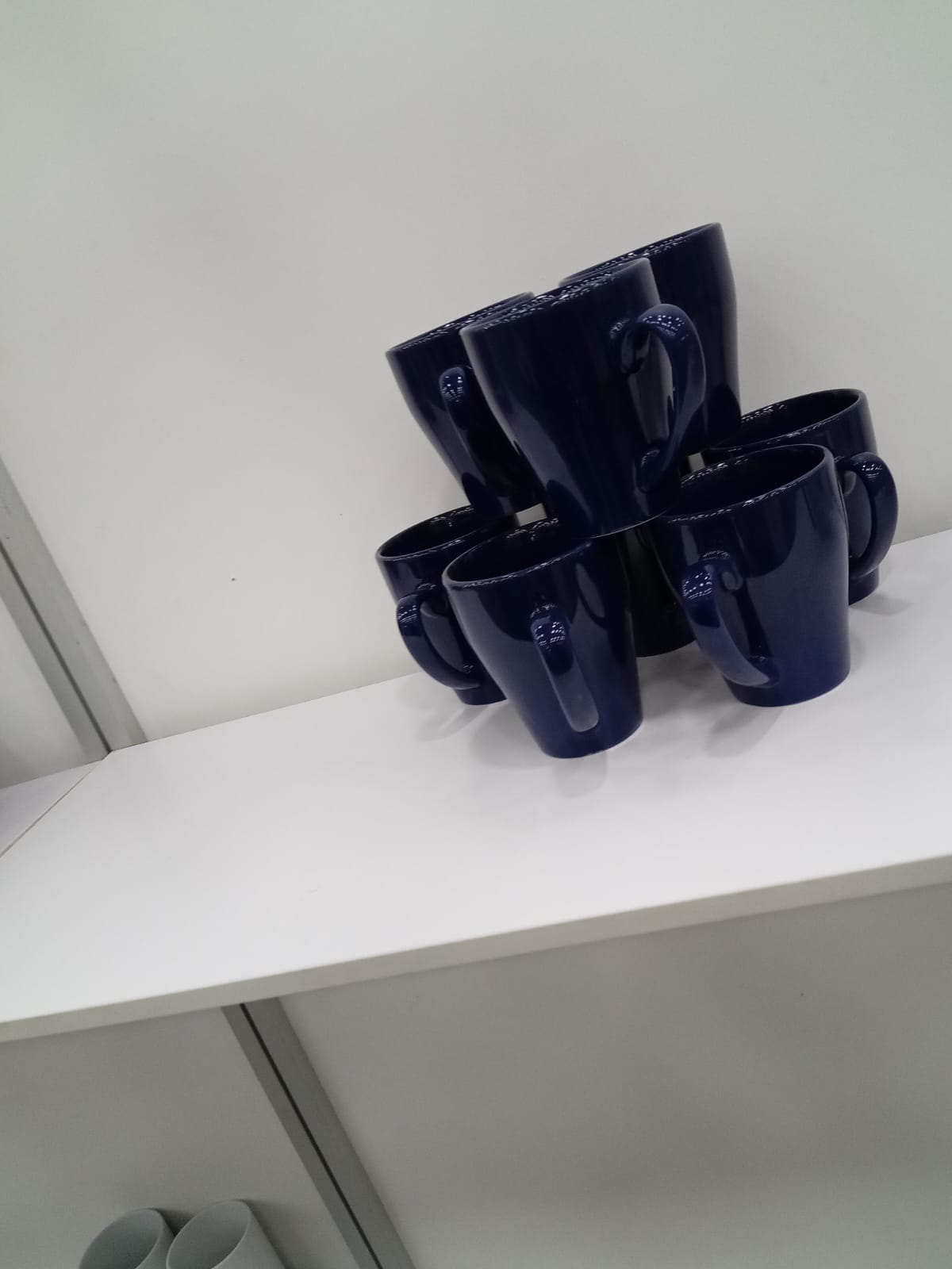 6 Pcs Classic Ceramic Cups/mugs.Blue💙Elevate your sipping experience with this elegant ceramic mug featuring a V shaped design. Perfect for coffee, tea, or hot chocolate,