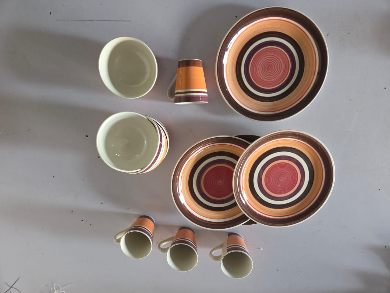 🔥PRICE OFFER🔥🌽ONLY AT KILIM🌽 Upgrade your dining experience with this high-quality ceramic dinner set. The set includes beautifully crafted plates, bowls, and mugs