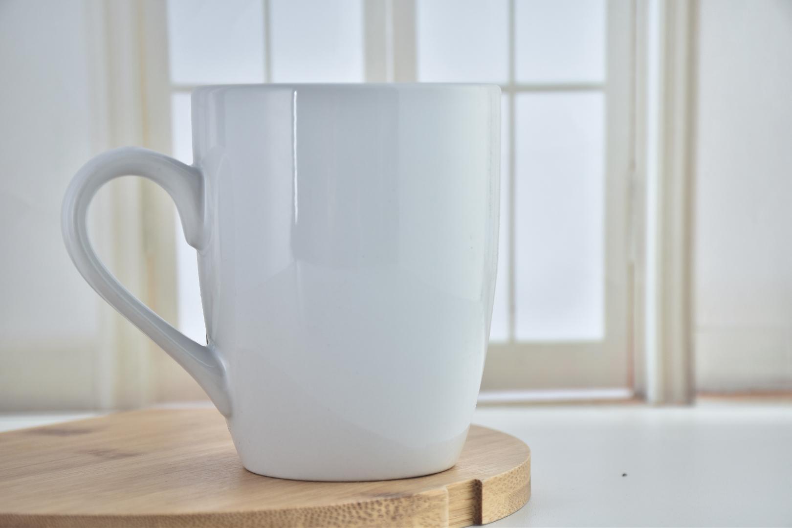 6 Pcs Classic Ceramic Cups/mugs.🥳🥳🥳🥳🥳🥳🥳🥳white🤍Elevate your sipping experience with this elegant ceramic mug featuring a V shaped design. Perfect for coffee, tea, or hot chocolate.